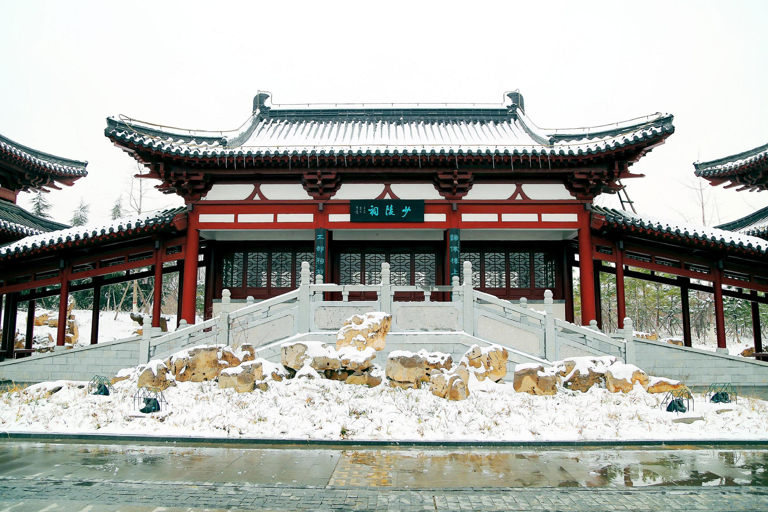 雪降少陵祠寺.jpg