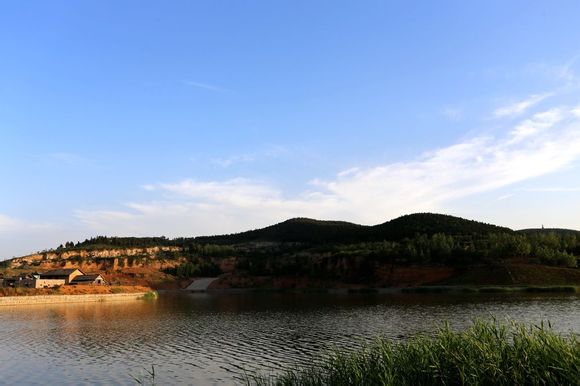 水泊梁山新貌1