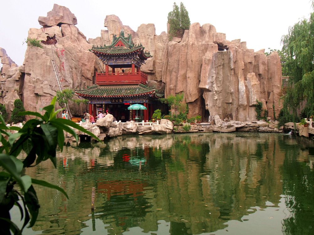 开封府湖景.jpg