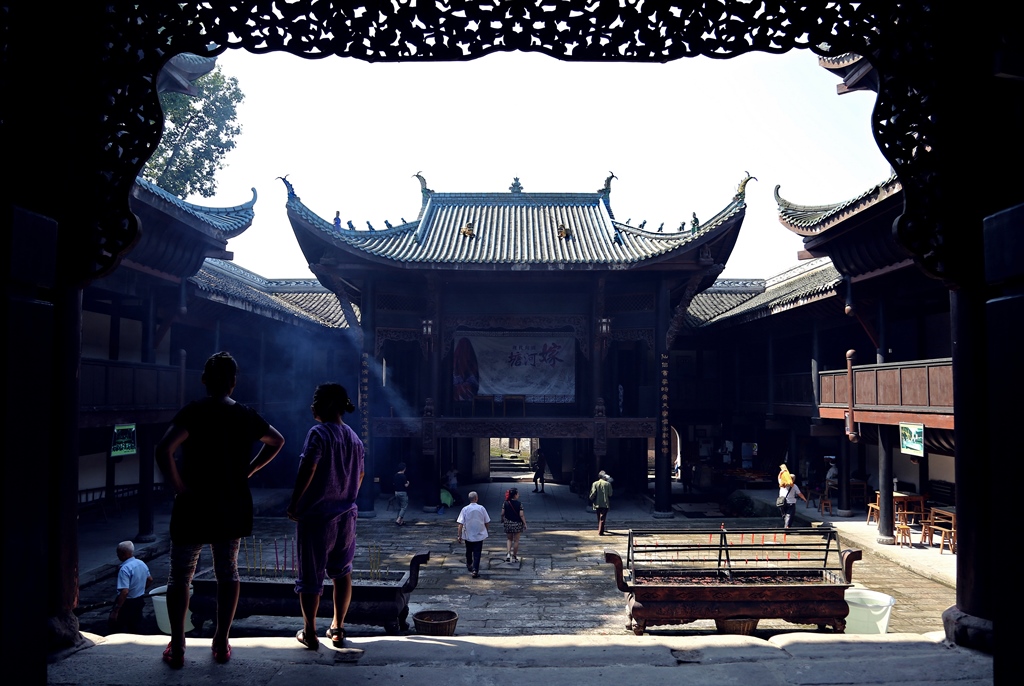 《塘河镇古庙》胡晓熙 摄 荣昌区文化馆选送 电话：13508357687 - 副本.JPG