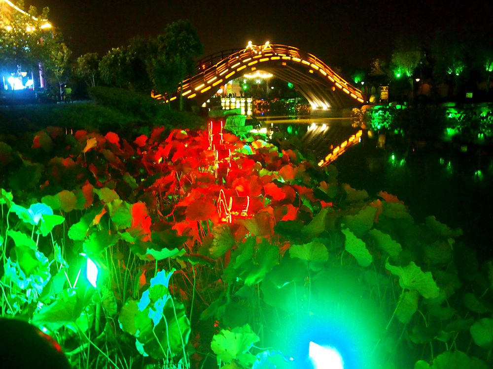 河南开封御河夜景1_副本_副本.jpg