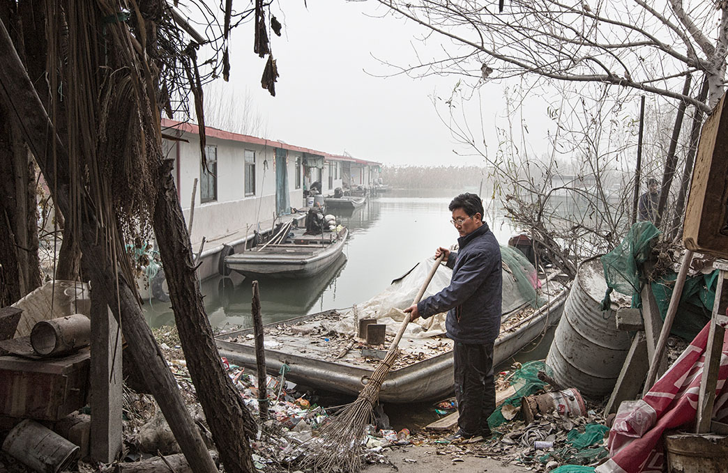 微山湖民办教师岳钊2.jpg