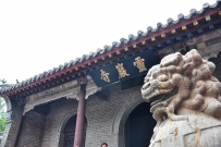 千年古刹灵岩寺