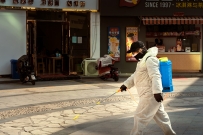防控坚守