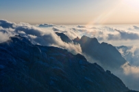 夕阳映黄山