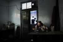 生活的犁耙  放不下的娃