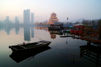 南池晚景